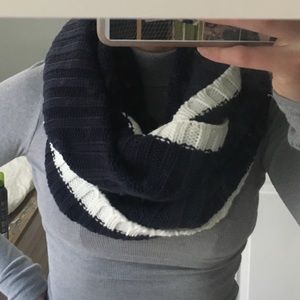 Garage Scarf - OS